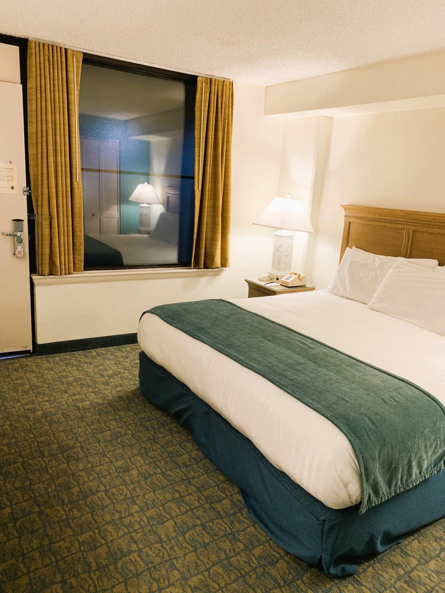 Apartament Barclay Towers Virginia Beach Zewnętrze zdjęcie